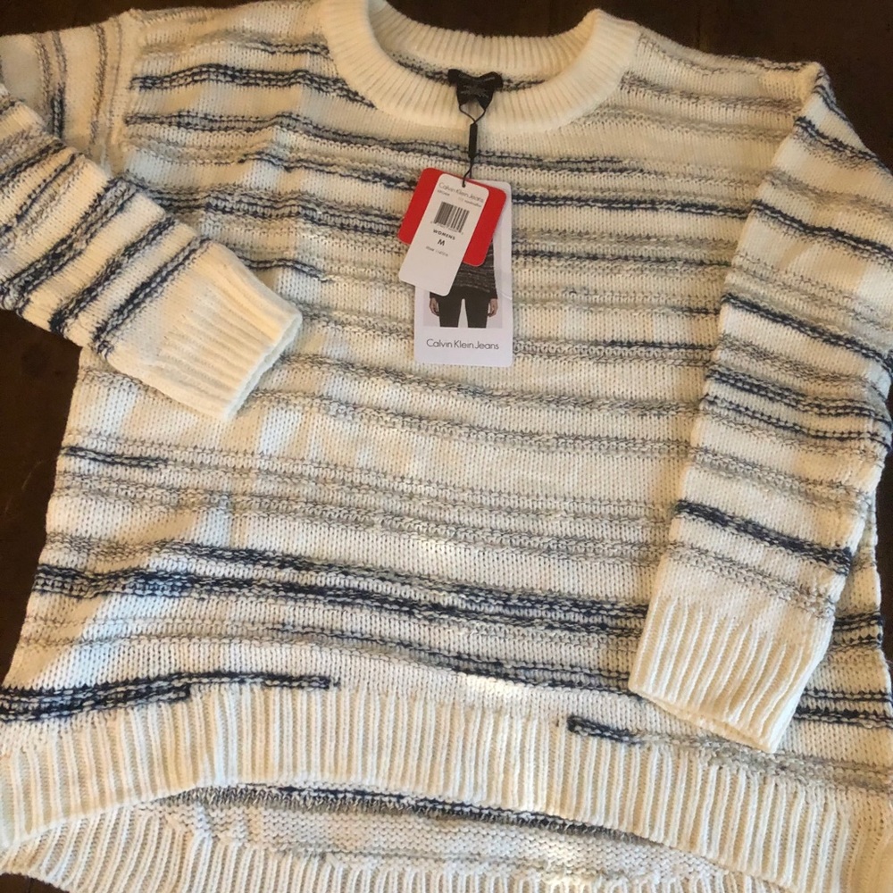 Women’s sweater